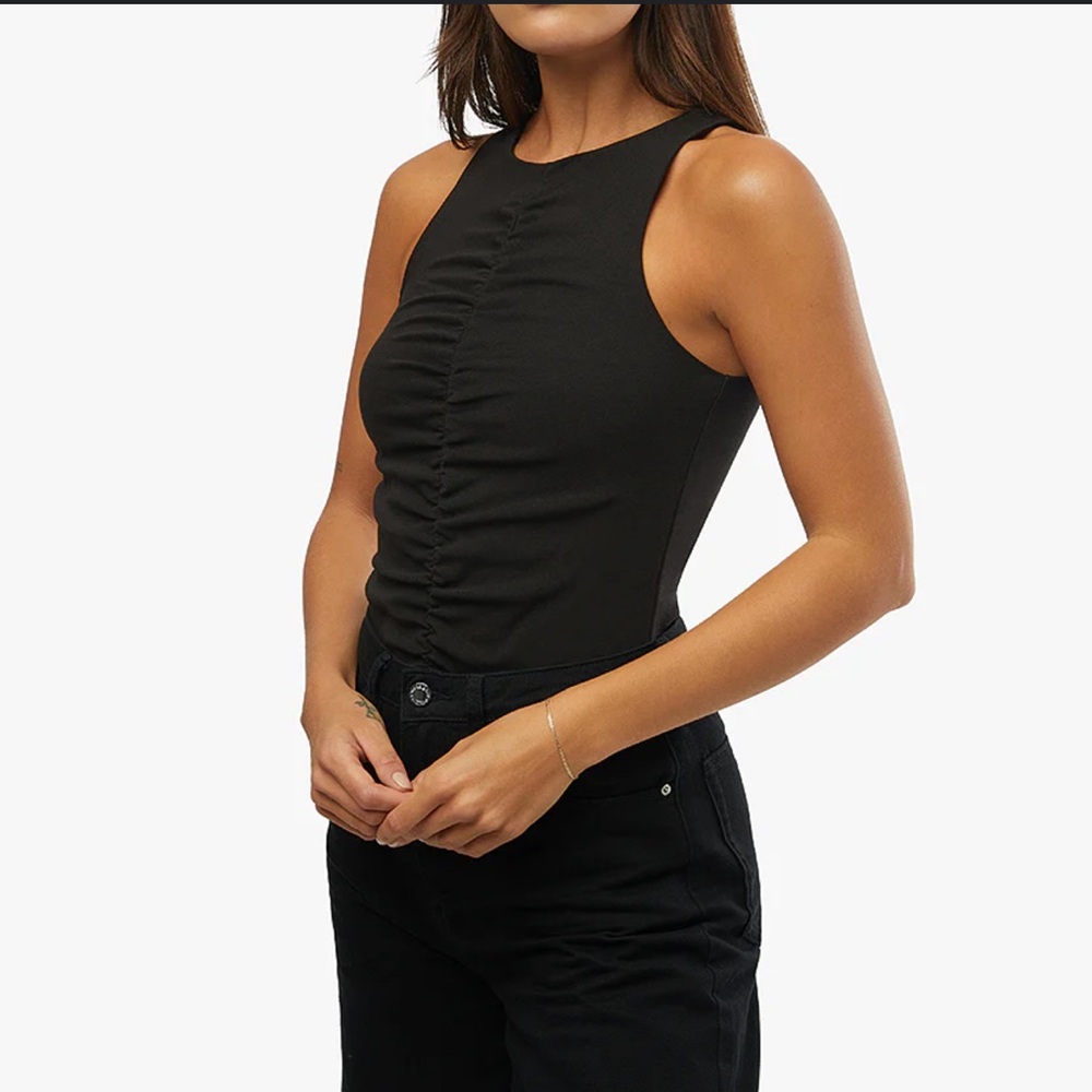 NWT WeWoreWhat black ruched muscle tank bodysuit in size M
